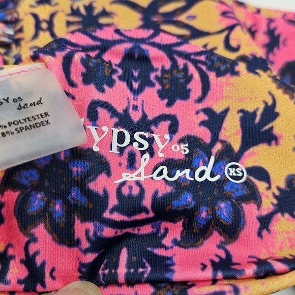 NWT Gypsy 05 swimm Mosaic bikini top only size xs - Picture 5 of 10